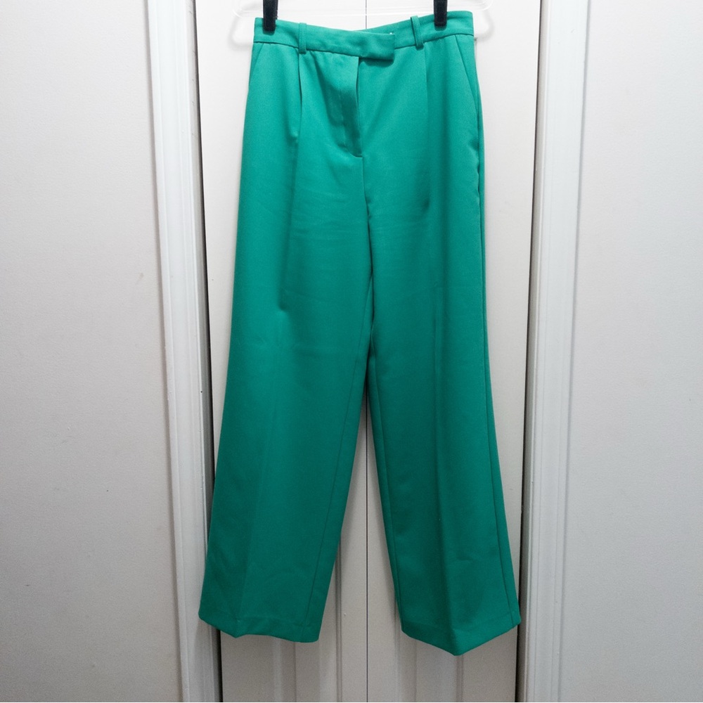 Women’s Green Wide-Leg Pants (31” inseam)